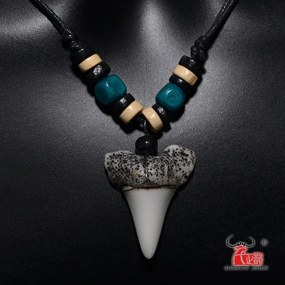 Man's Hawaii Surfer Jewelry Handmade Imitation shark teeth Pendant New Zealand Maori Tribal bone Choker Colored wooden Necklace