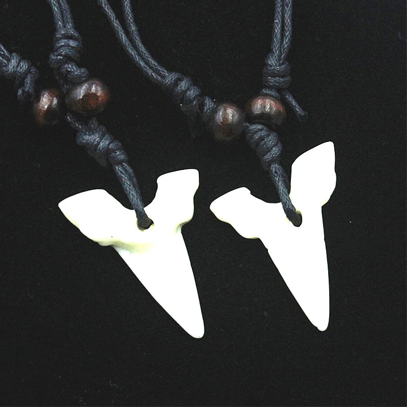 Goth Accessories White Imitation Shark Tooth Necklace For Women Adjustable Rope Chain Gothic Punk Jewelry Wholesale Gift