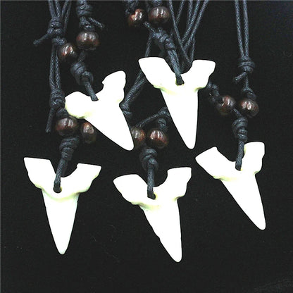 Goth Accessories White Imitation Shark Tooth Necklace For Women Adjustable Rope Chain Gothic Punk Jewelry Wholesale Gift