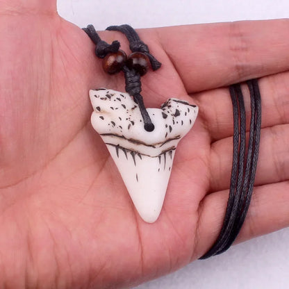 New Fashion White Bionic Bone Shark Tooth Necklace Pendant Teeth Amulet Leather Rope Chain Necklaces Jewelry for Women Men