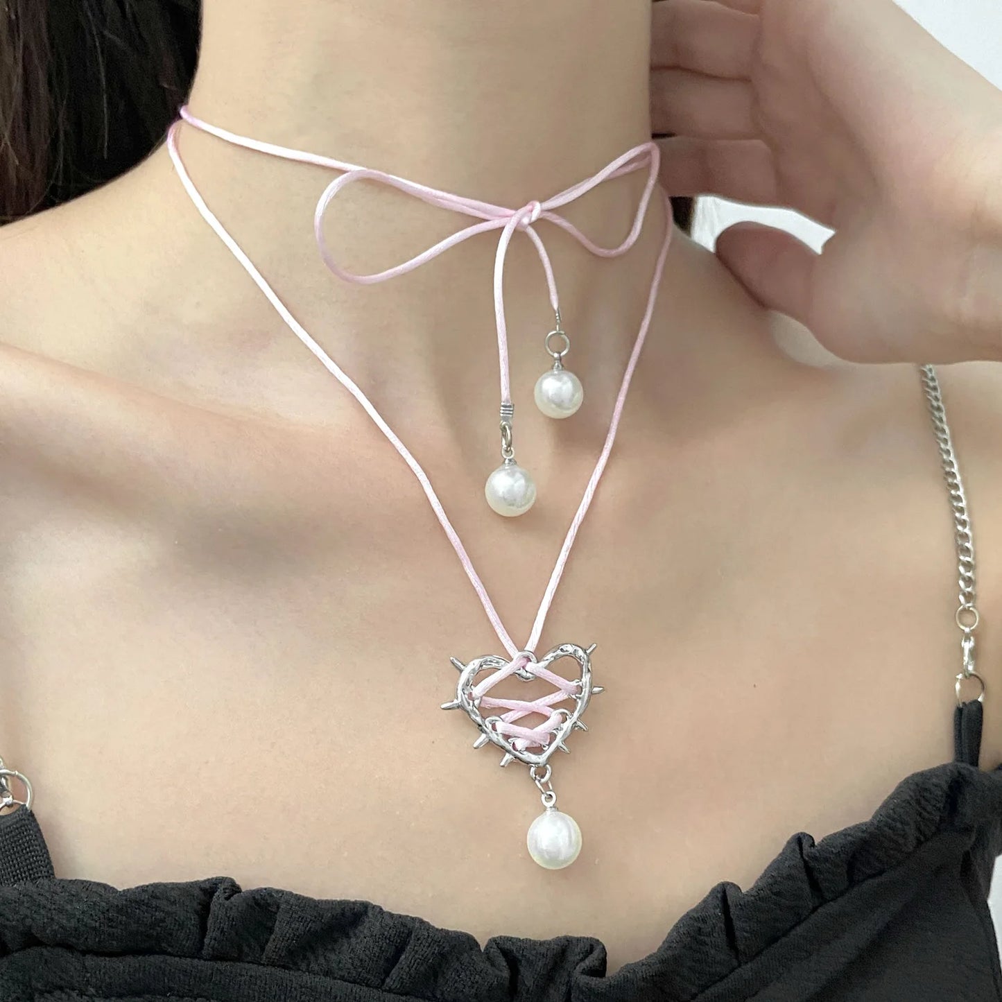 Exaggeration Elegant Pink Black Bow Tie Love Metal Heart Necklace Ribbon Pearl Pendant Necklace for Women Jewelry